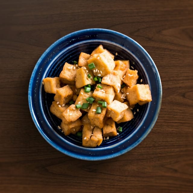 35. Cơm Đậu Hủ Chiên / 35. Cơm Đậu Hủ Chiên / Steamed Rice w/Fried Tofu.