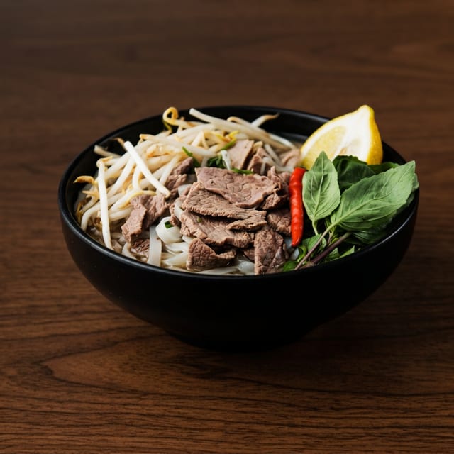11. Tái, Sách / Rare Steak & Tripe.